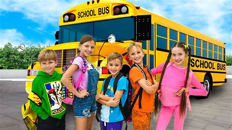 Vlad and Niki learn School bus rules with friends .